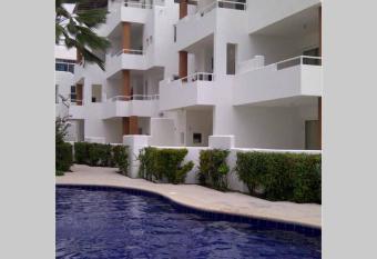 Departamento en Tonsupa a 100m de la playa has Balcony rooms