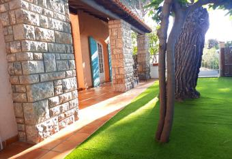 Domaine des Pins has Balcony rooms