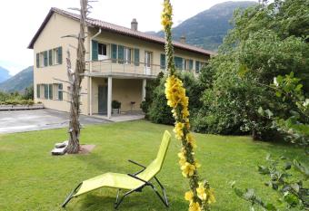 B&B Haus Sch  nstatt contactless- Check-In allows 18 year olds to book a room