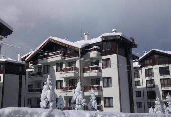 Apart Hotel Flora Residence - Clover Building Flat 09 has Balcony rooms