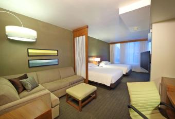 MARINN PLACE Financial District allows 18 year olds to book a room