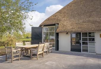 Daaldersplek Bantega has Balcony rooms