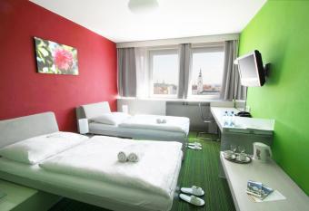 Hotel Koruna allows 18 year olds to book a room