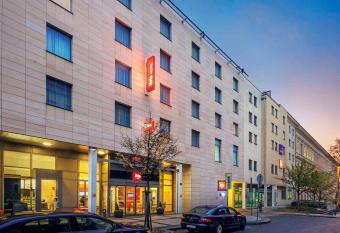 Ibis Praha Wenceslas Square allows 18 year olds to book a room