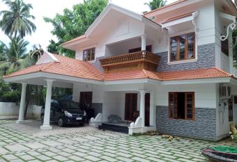 Maliyakal Homestay has Balcony rooms