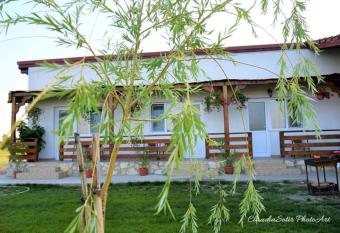 Pensiunea La Codru has Balcony rooms