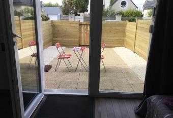 Appartement PLOEMEUR-Fort Bloqu   allows 18 year olds to book a room