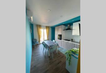 Appartamento Bova Marina con tutti i confort has Balcony rooms