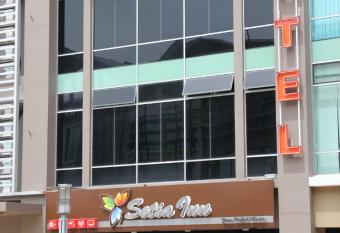 Setia Inn allows 18 year olds to book a room