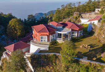 StayVista at Albert Estate allows 18 year olds to book a room