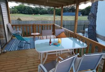 61 Les Roseli  res allows 18 year olds to book a room