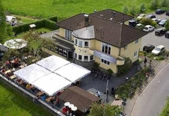 Aggerschl  sschen allows 18 year olds to book a room