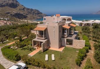 Fedra Plakias has Balcony rooms