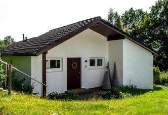 Eifel Cottage Biersdorf am See has Balcony rooms