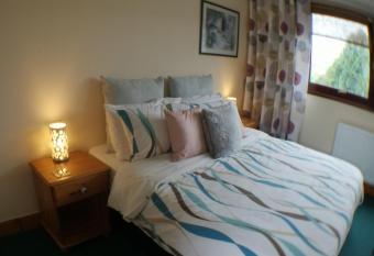 An Escape for 2: Near a Castle Island in Scotland allows 18 year olds to book a room