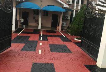 Kiverly Guest House has Balcony rooms