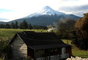 La Posada del Colono allows 18 year olds to book a room