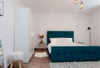 Scandinavia Residence has Balcony rooms