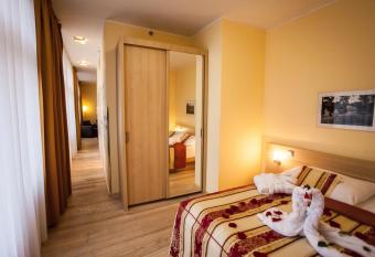 Amarilis has Balcony rooms