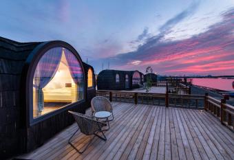 Iglupark has Balcony rooms