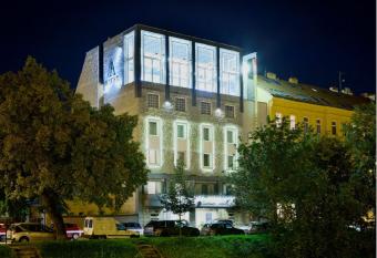 A-Austerlitz Hotel allows 18 year olds to book a room