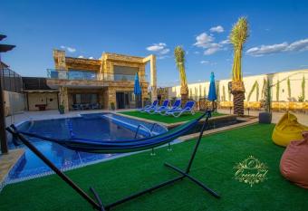 Oriental Chalet - Deadsea has Balcony rooms