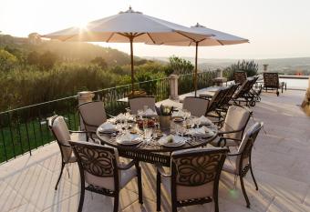 Villa Monserrate at Bella Vista Sintra has Balcony rooms