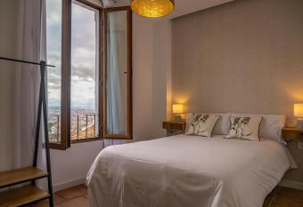 Florentia San Nicol  s allows 18 year olds to book a room