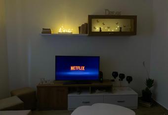 21st Home allows 18 year olds to book a room