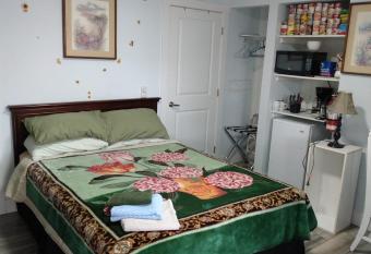 Guest Suite Private Retreat for 2 Guests With AC - 4 Units Available has Balcony rooms
