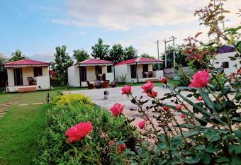 Sundervan wildlife resort has Balcony rooms