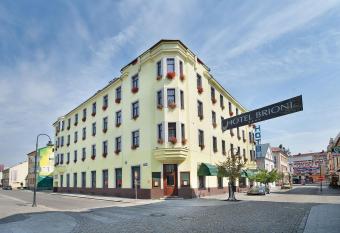 Brioni Boutique Hotel 4* allows 18 year olds to book a room