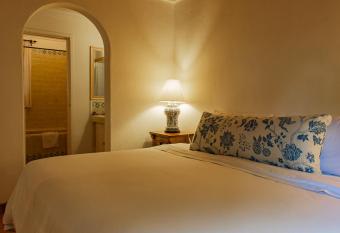 Condominios By La Puertecita Property allows 18 year olds to book a room