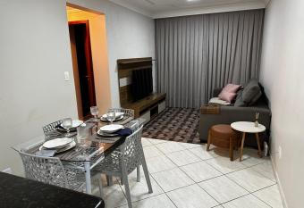 APTO no Centro, COMPLETO, UNIPAR e SHOPPING JL has Balcony rooms