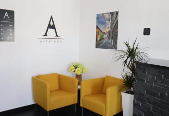 Altitude Alojamento e Restaura    o has Balcony rooms