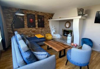 Bliss   appart boulogne/mer logement avec baln  oth  rapie allows 18 year olds to book a room