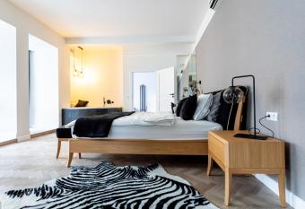 La Bouche Appartements allows 18 year olds to book a room