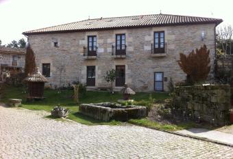 Casa das Augas Santas allows 18 year olds to book a room