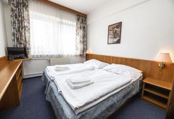 Hotel Astra allows 18 year olds to book a room