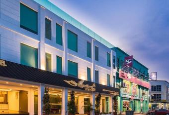 Riverfront Boutique Hotel has Balcony rooms