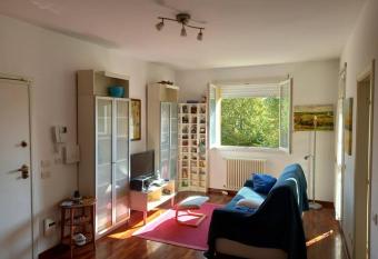 Carachouse - Bologna has Balcony rooms