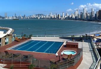 Loft Internacional Residence c linda vista do mar has Balcony rooms