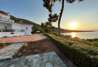 Villa Sofia has Balcony rooms