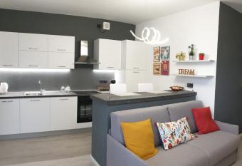 OLTRE LE NUVOLE has Balcony rooms