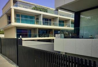 Cozy canide beach apartment has Balcony rooms