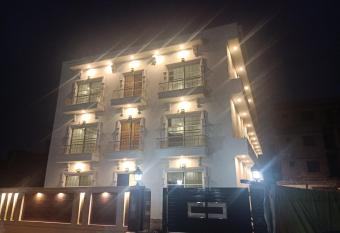 Continental Girls Hostel Muhafiz Town Phase 2 allows 18 year olds to book a room
