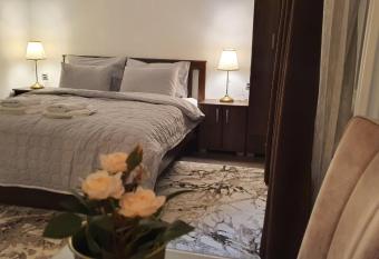 IRIS Apartments has Balcony rooms