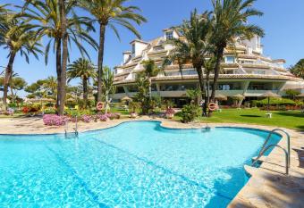 Mijas Costa Modern 2 bed apartment has Balcony rooms