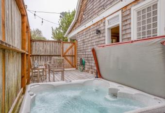 Sea Haven - Bella Beach has Balcony rooms