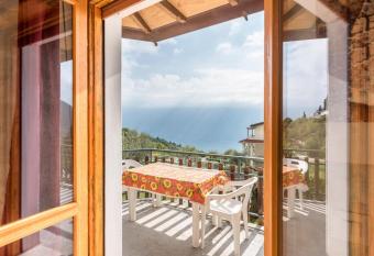 App Olivo Casa Demonti has Balcony rooms